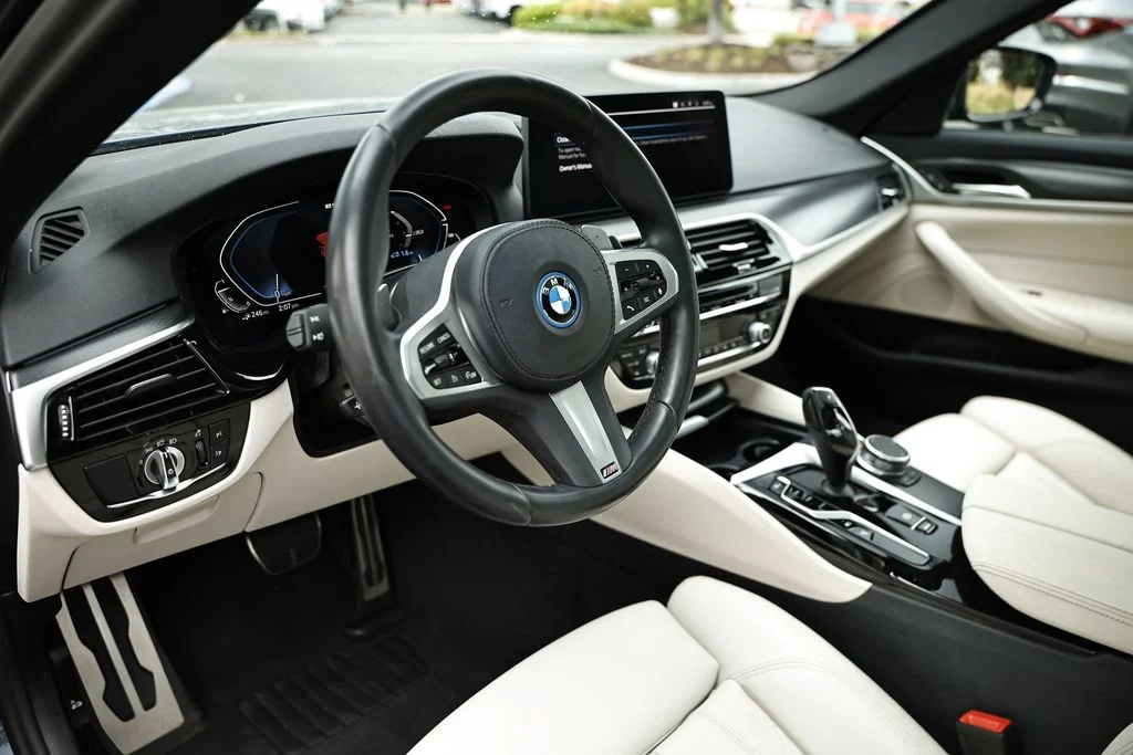 Used 2023 Arctic Race Blue Metallic BMW 530e iPerformance image 17