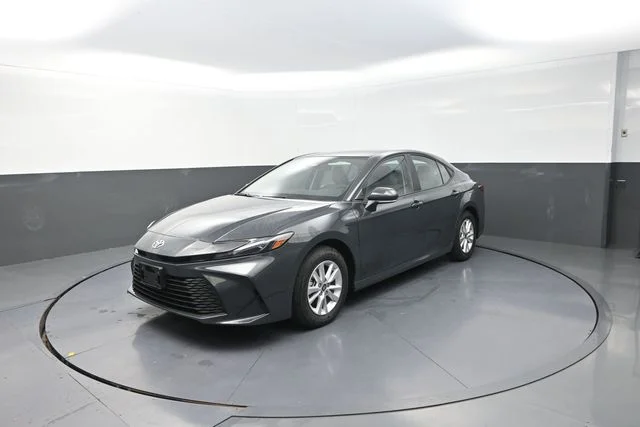 Used 2026  Toyota LE image 37