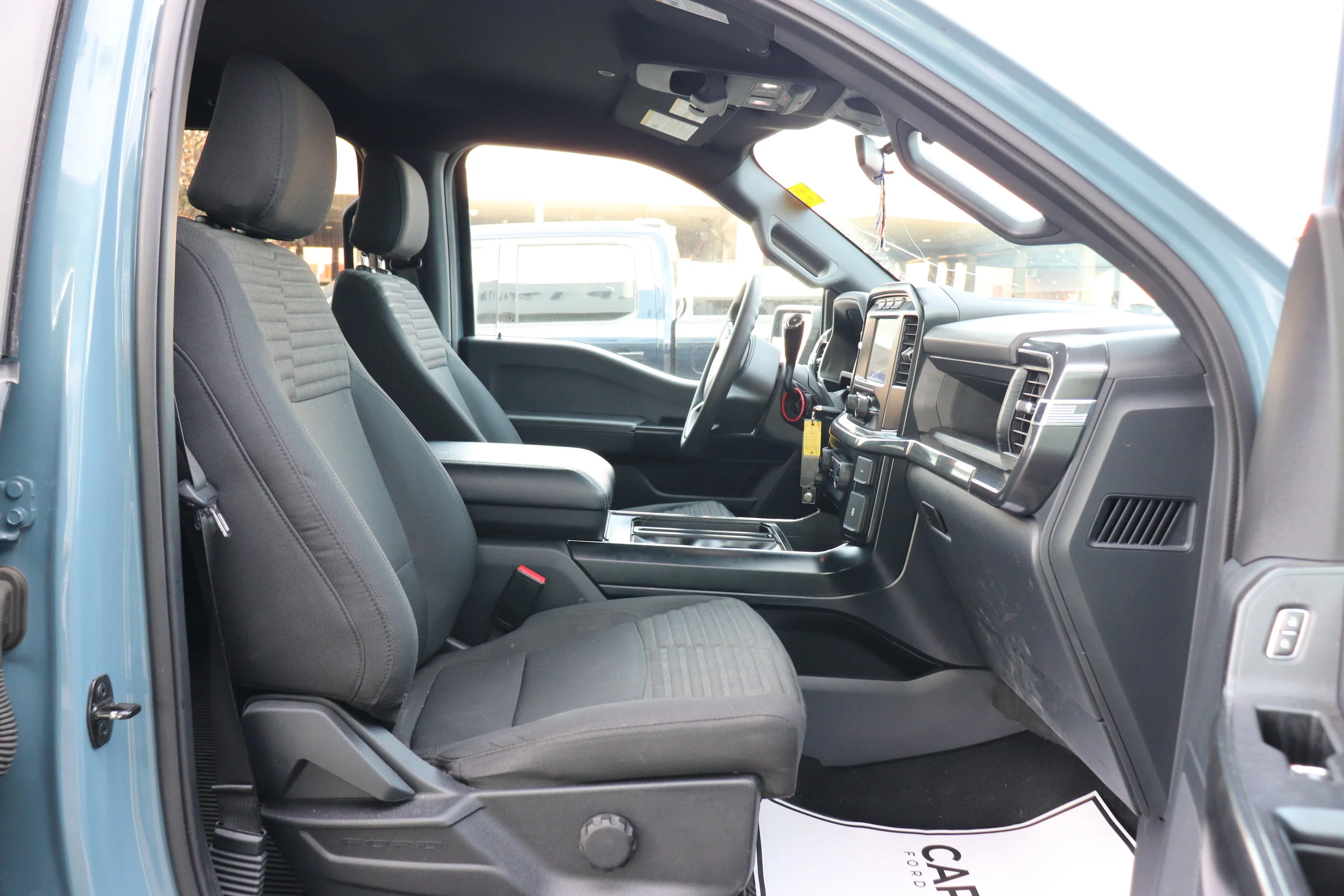Used 2023  Ford XL 4WD SuperCrew 5.5