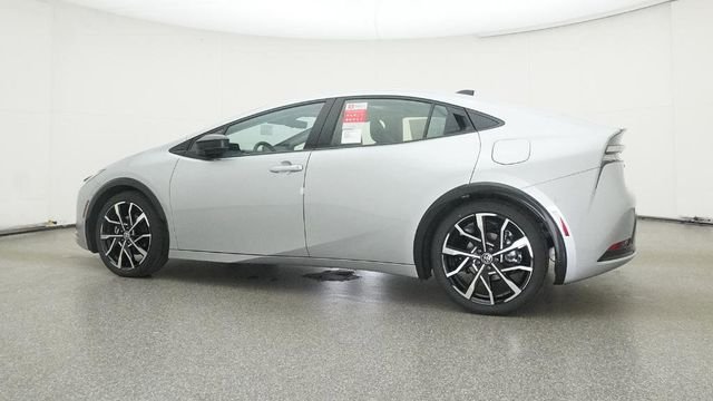 New 2026 Cutting Edge Toyota XSE Premium image 11