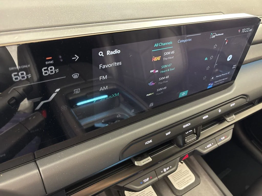 New 2027 Wolf Gray Kia X-LINE SX image 41