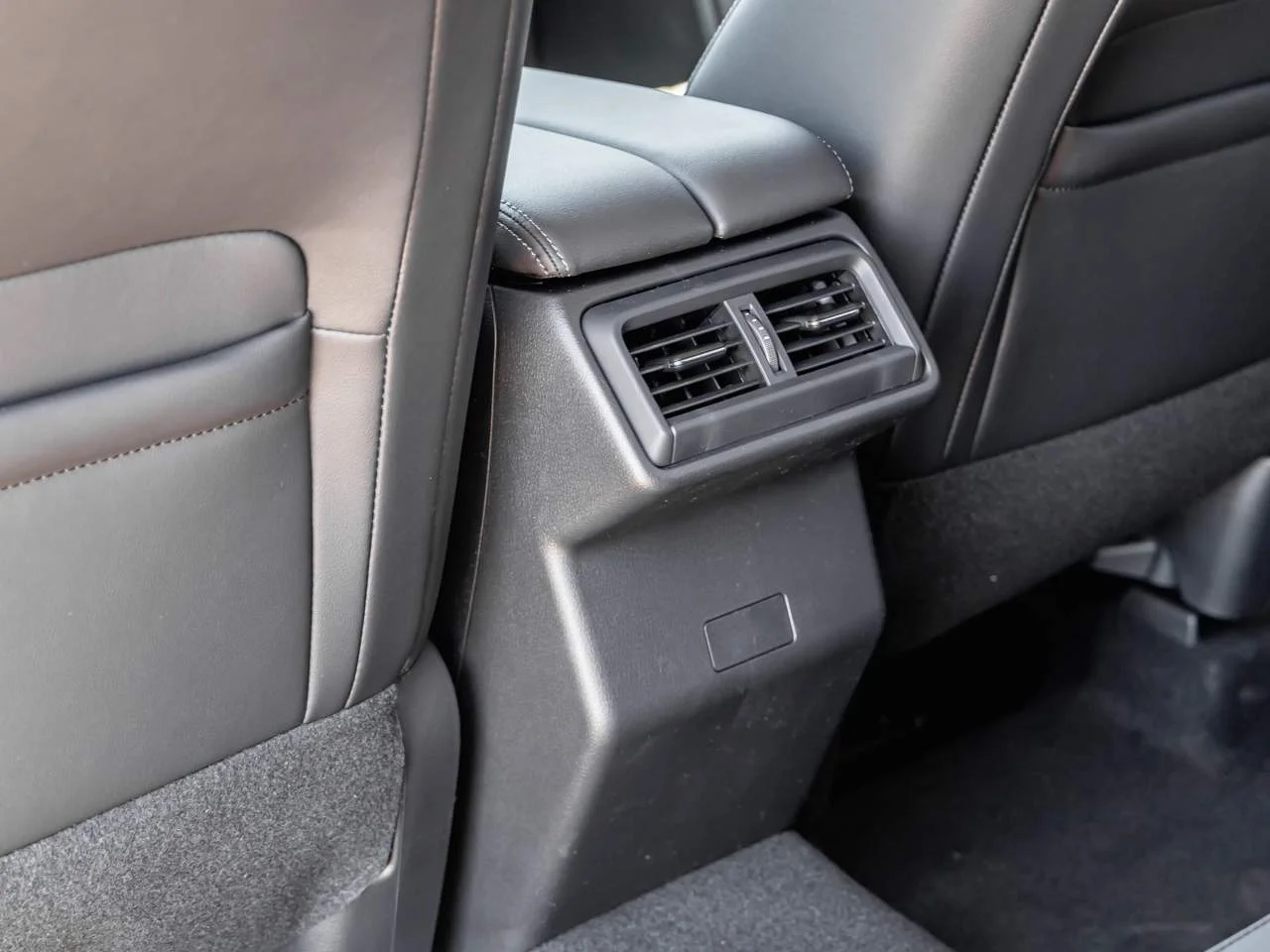 New 2026 Rhodium White Metallic Mazda 2.5 S Preferred AWD image 22