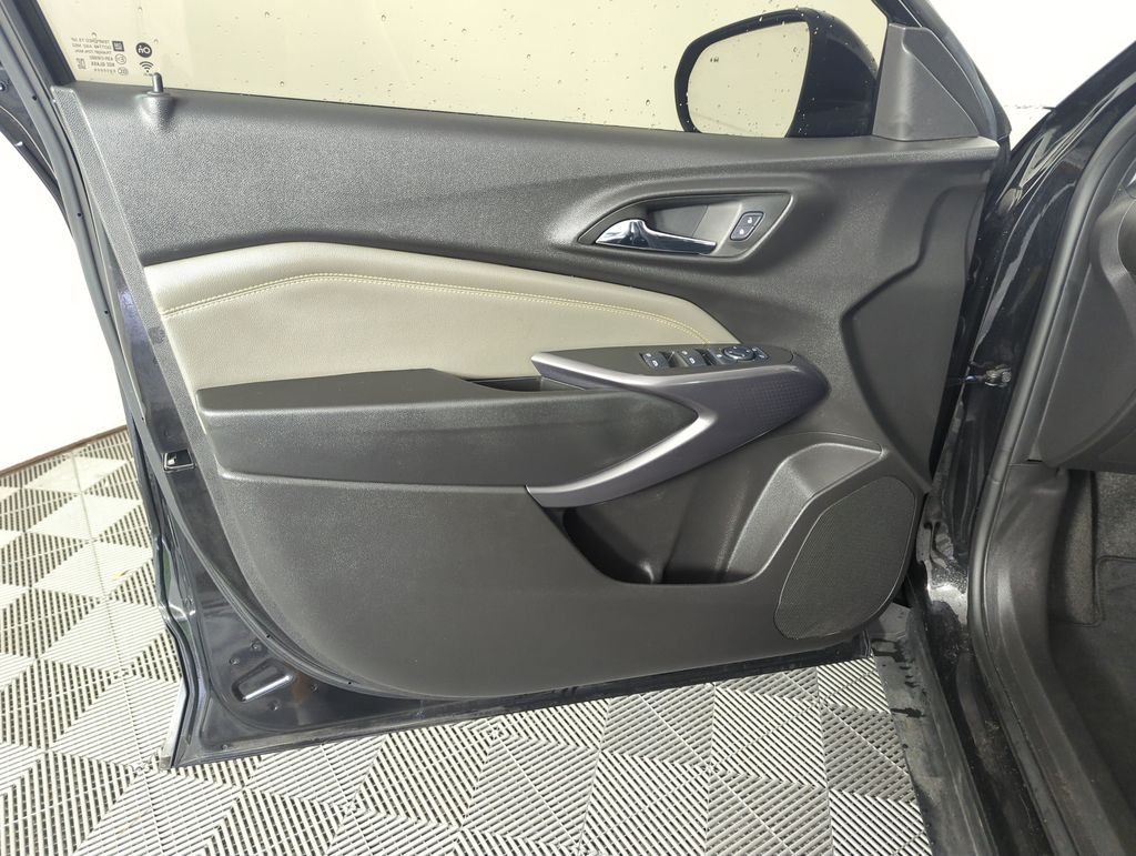 Used 2025 Black Chevrolet ACTIV image 18