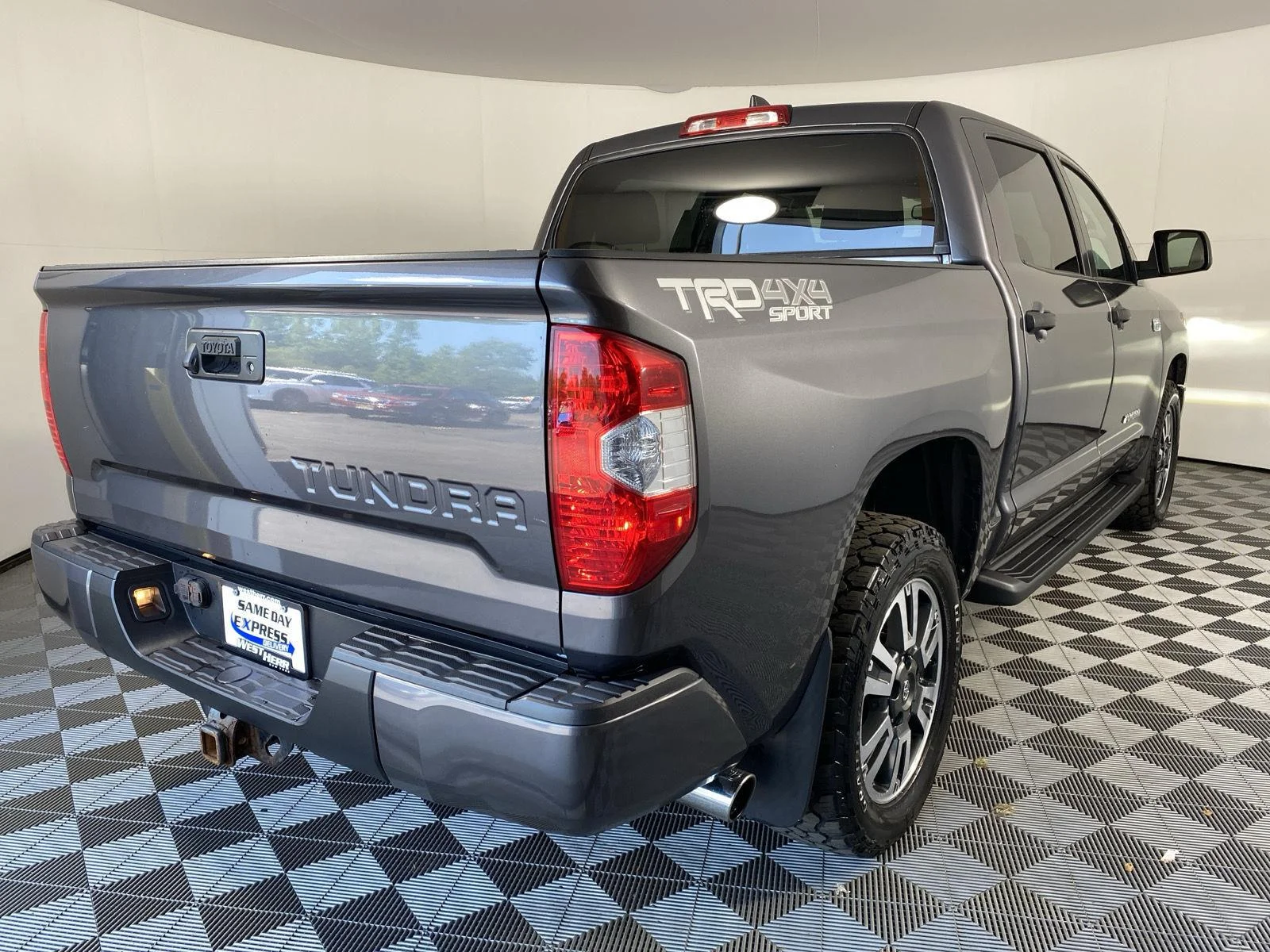 Used 2021 Magnetic Gray Metallic Toyota SR5 image 5