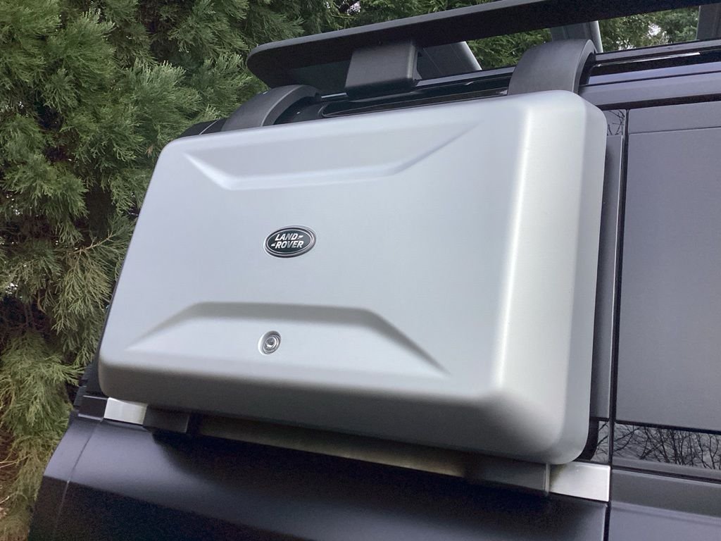 Used 2022  Land Rover X image 8