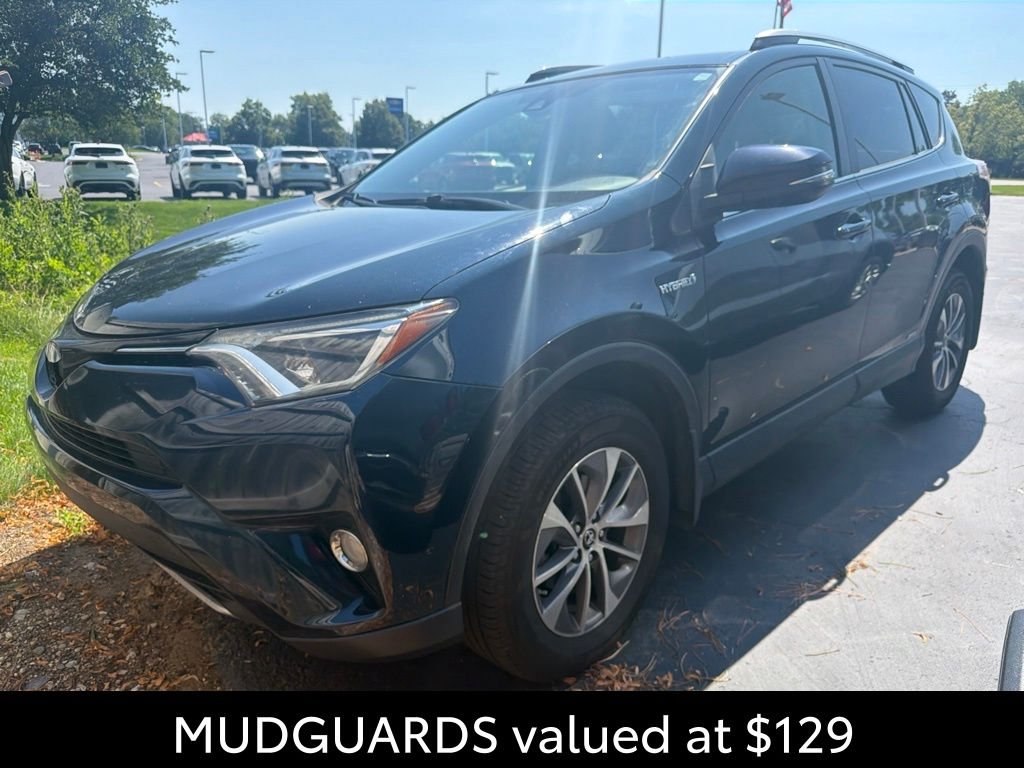 Used 2018 Blue Toyota XLE image 8