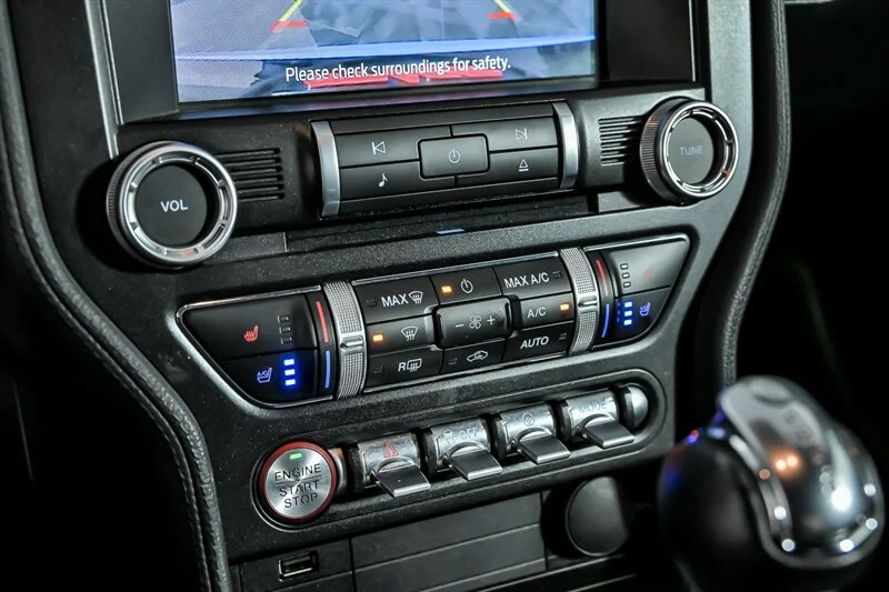 Used 2022 Grabber Blue Ford GT Premium image 30