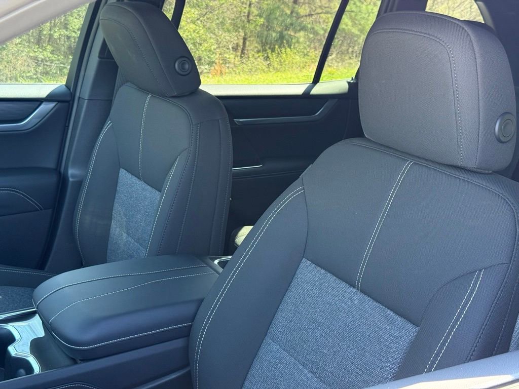 2026 GMC Acadia Elevation - Photo 14
