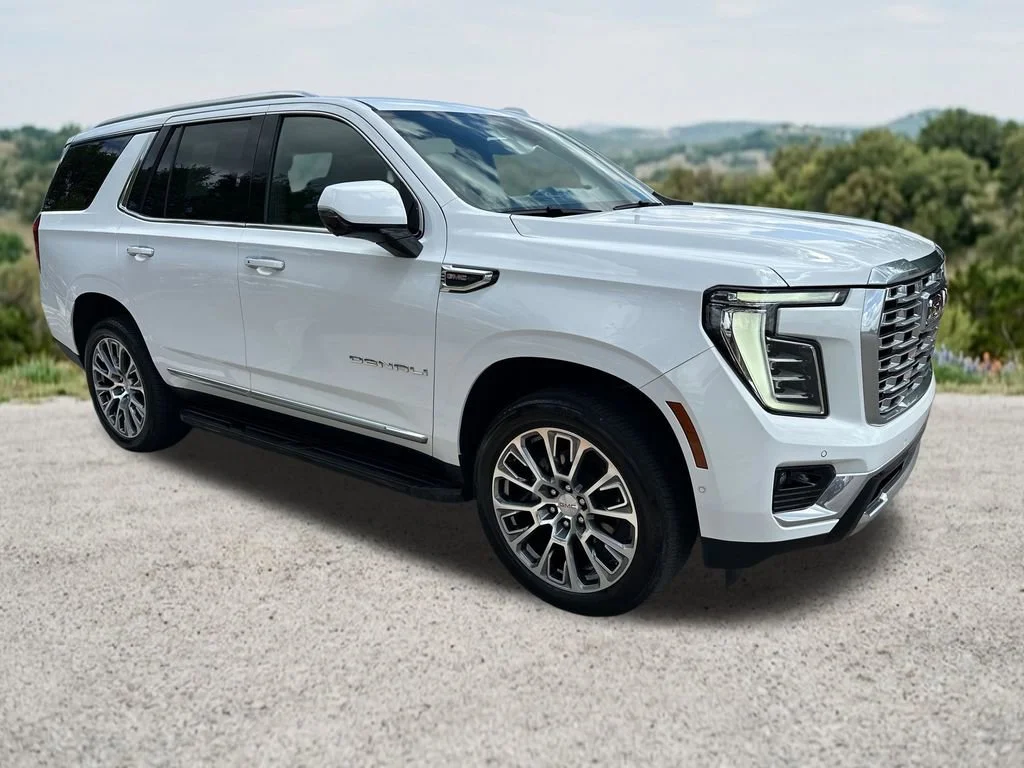 2025 GMC Yukon 4WD Denali's photo