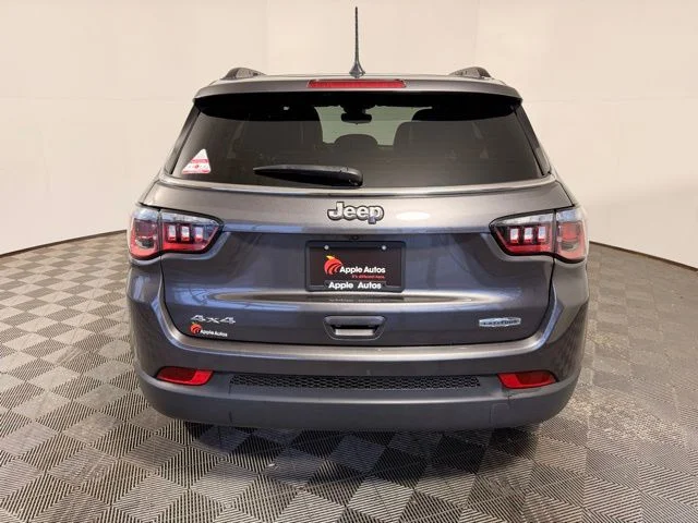 Certified Used 2023 Gray Jeep Latitude image 9