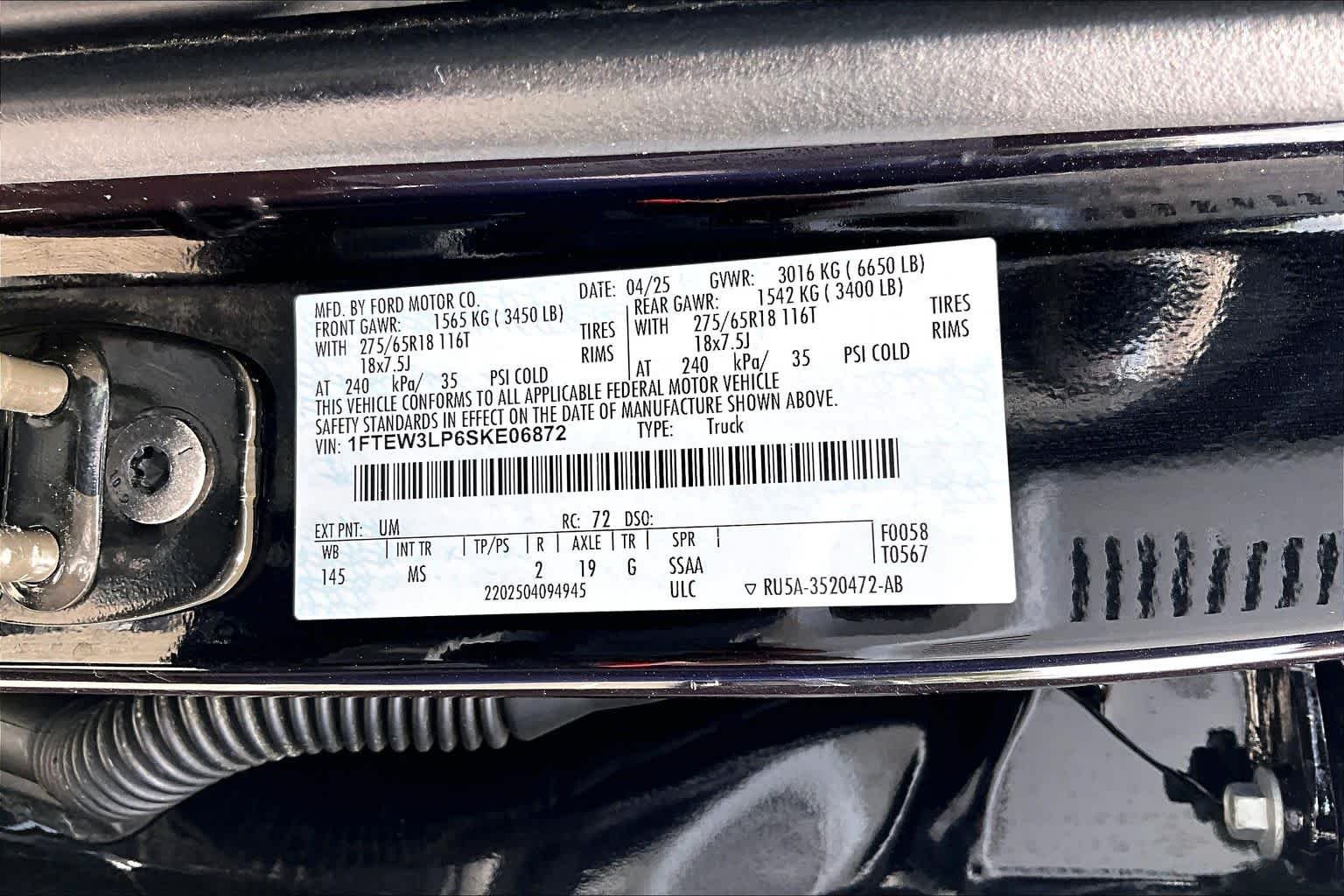 Used 2025 Agate Black Metallic Ford XLT image 34