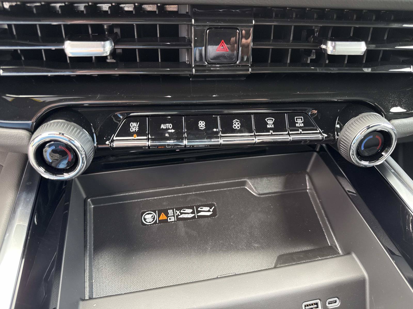 2026 Chevrolet Tahoe LT - Photo 27