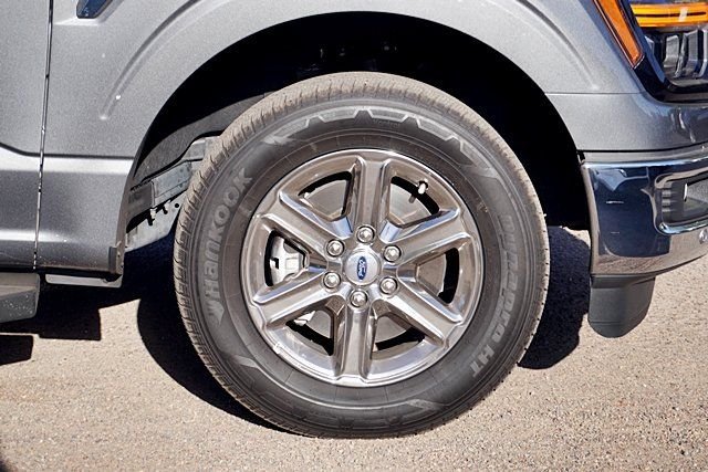 Used 2024 Gray Ford XLT image 14