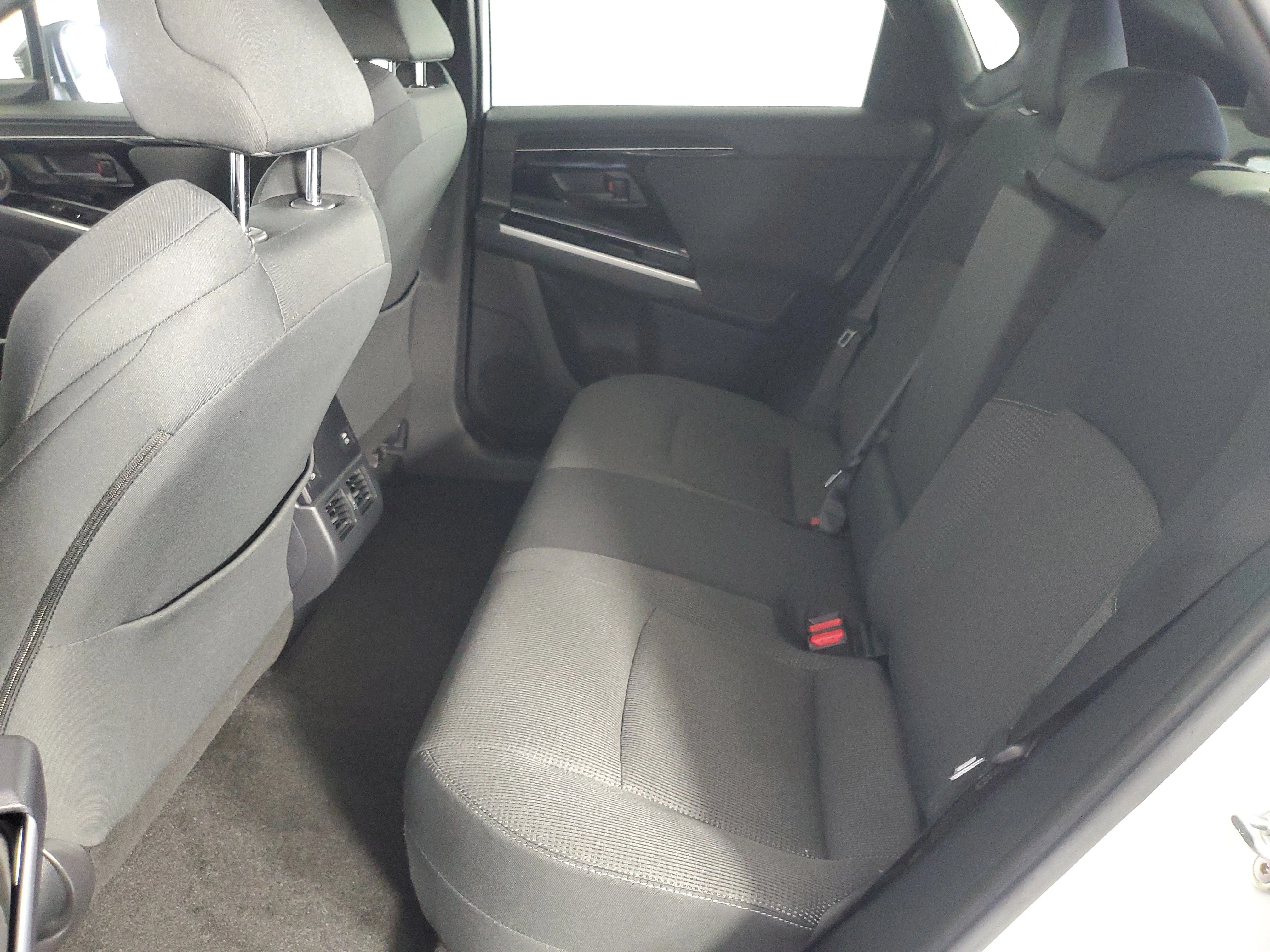 Used 2023 Cosmic White Pearl Subaru Premium image 13