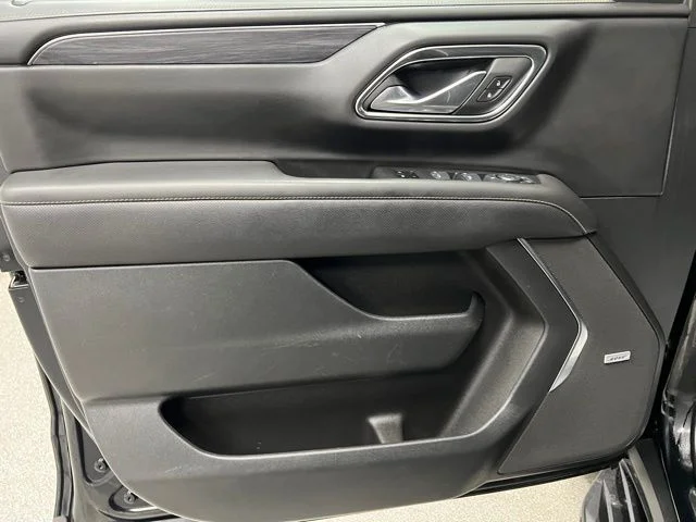 2024 GMC Yukon SLT - Photo 23
