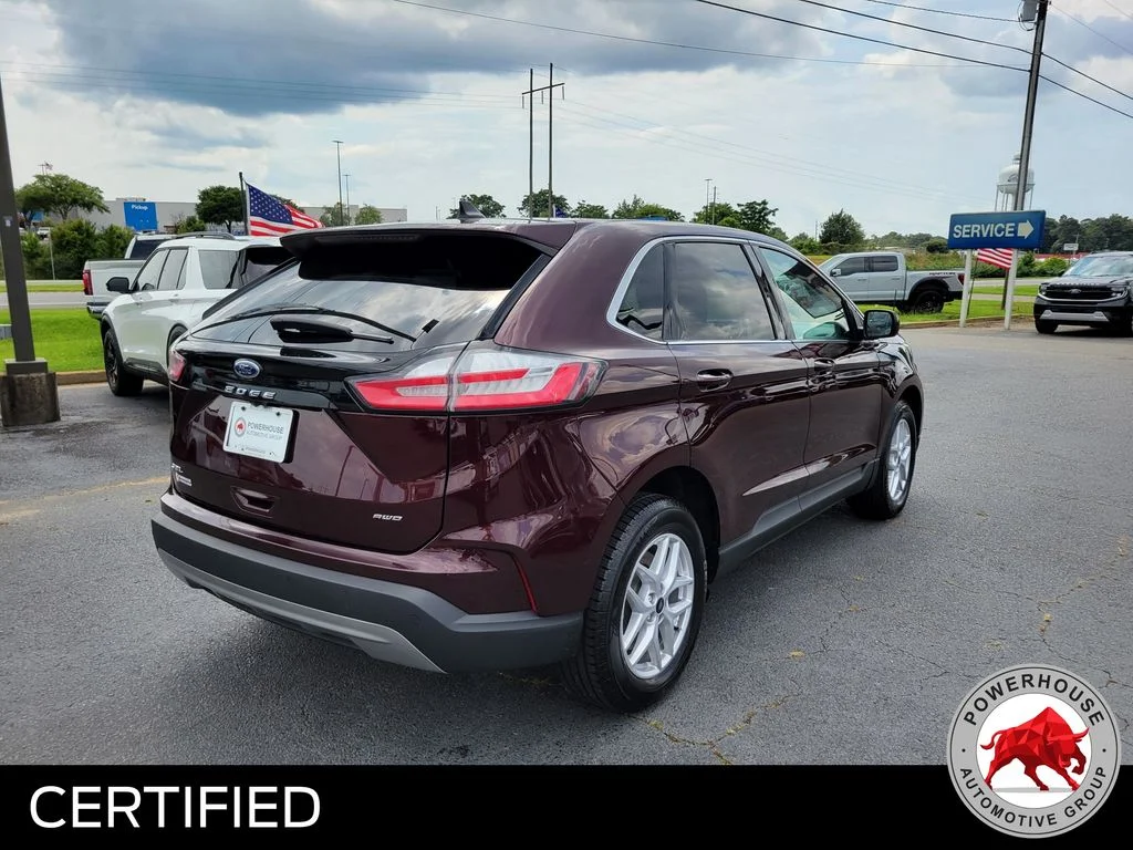 Used 2023 Red Ford SEL image 5