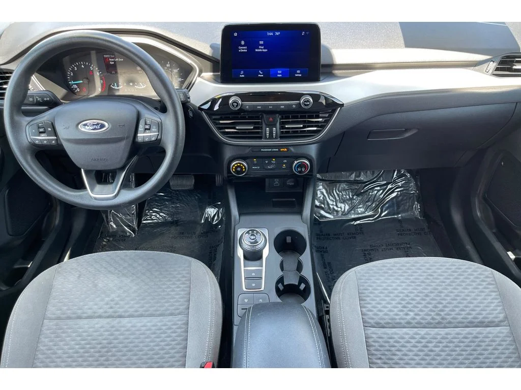 Used 2022 ICONIC SILVER Ford SE image 16