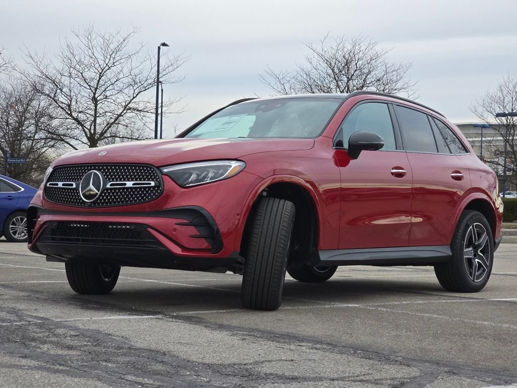 New 2026 MANUFAKTUR Patagonia Red Metallic Mercedes-Benz GLC 300 image 13