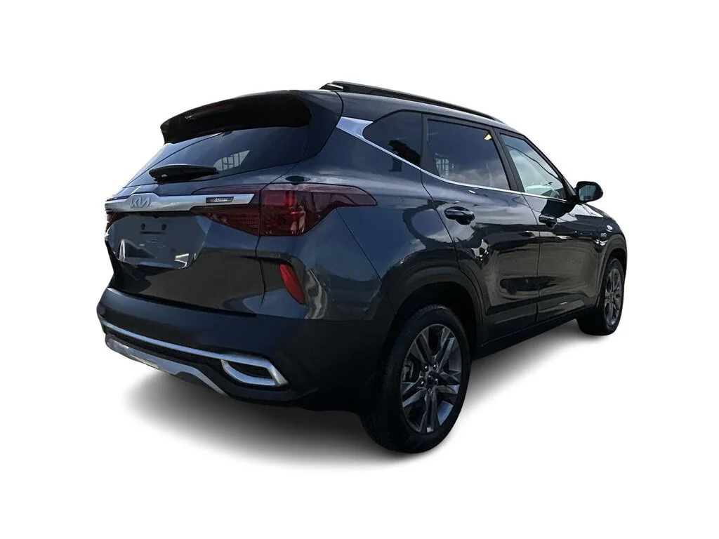 Used 2022  Kia EX AWD Low Mileage   One Owner   Local BC image 14