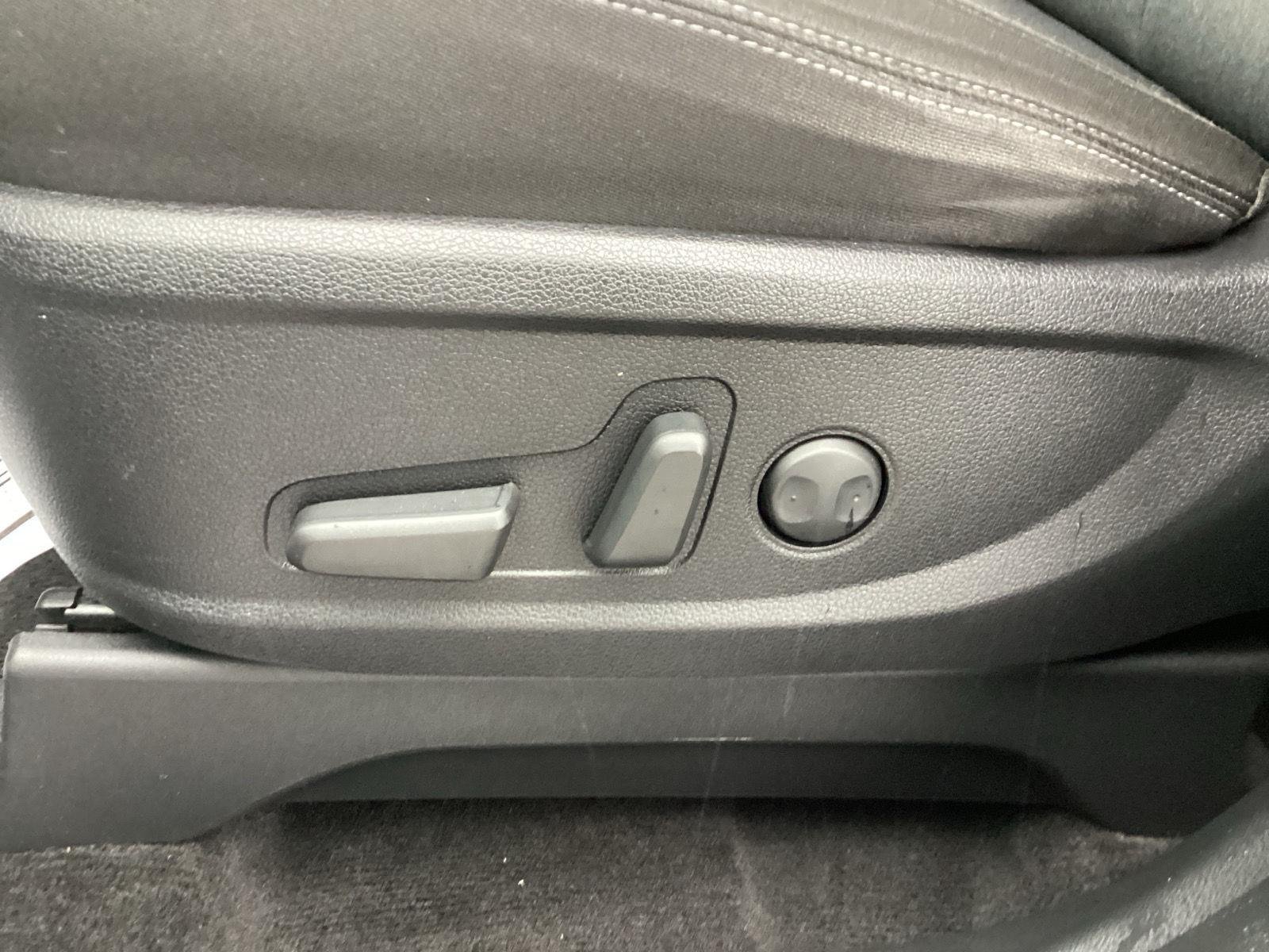 Used 2022 Steel Graphite Hyundai SEL image 18