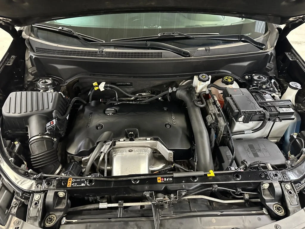 Certified Used 2020 Mosaic Black Metallic Chevrolet LT image 39
