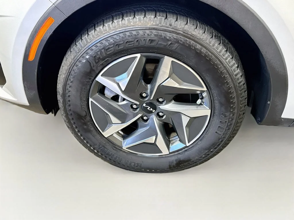 Used 2022 Silver Kia EX image 42