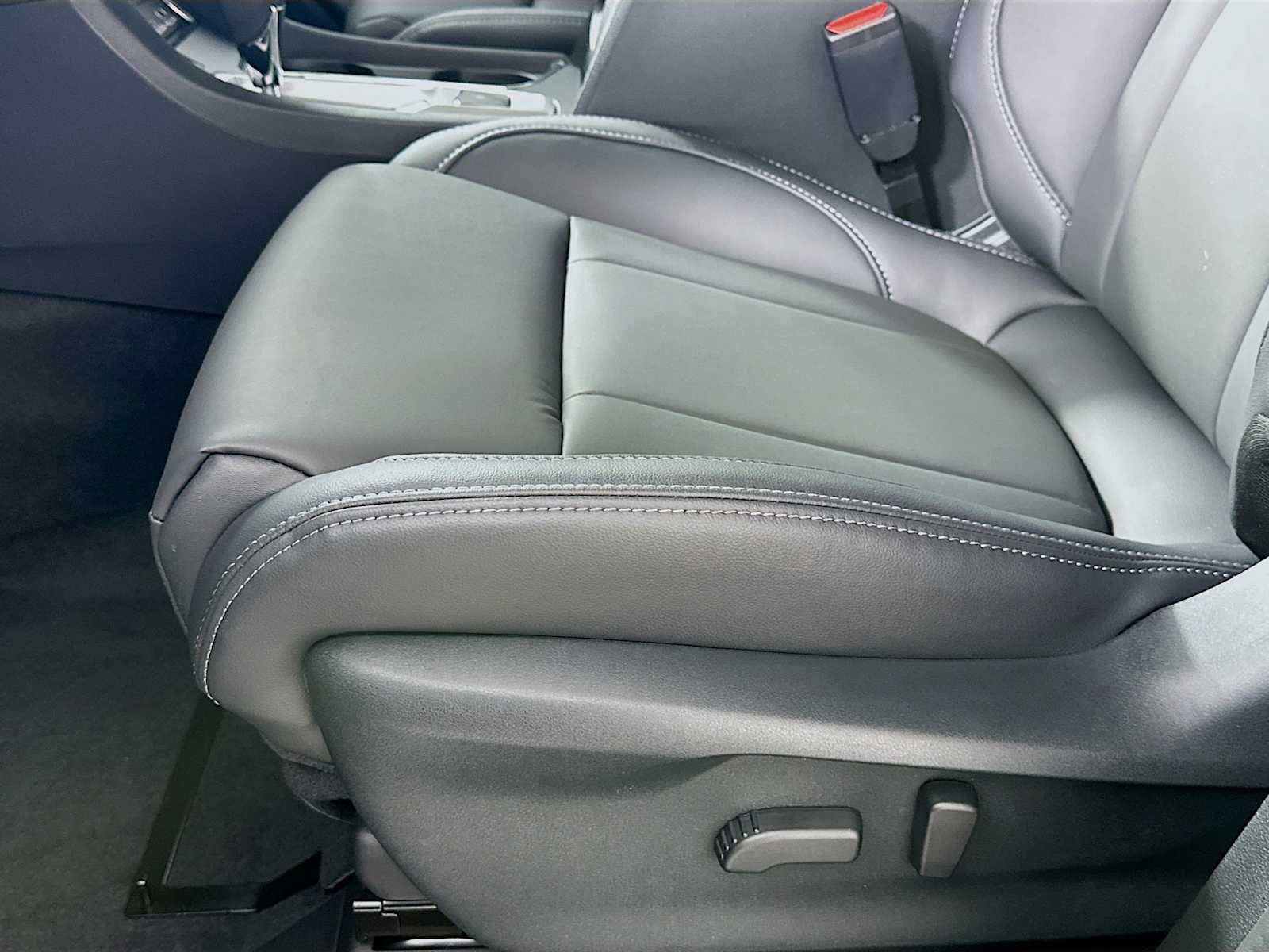 New 2026 MAGNETITE GRAY METALLIC Subaru Premium 7-Passenger image 17