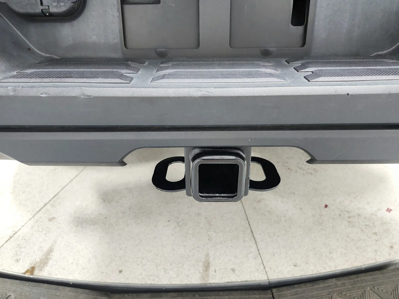 Used 2022 White Toyota SR5 image 42