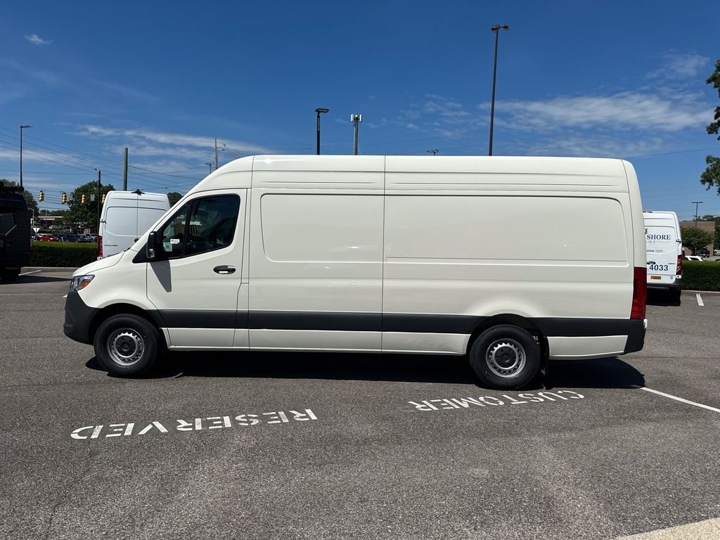 2025 Mercedes-Benz Sprinter Cargo Van Base - Photo 7