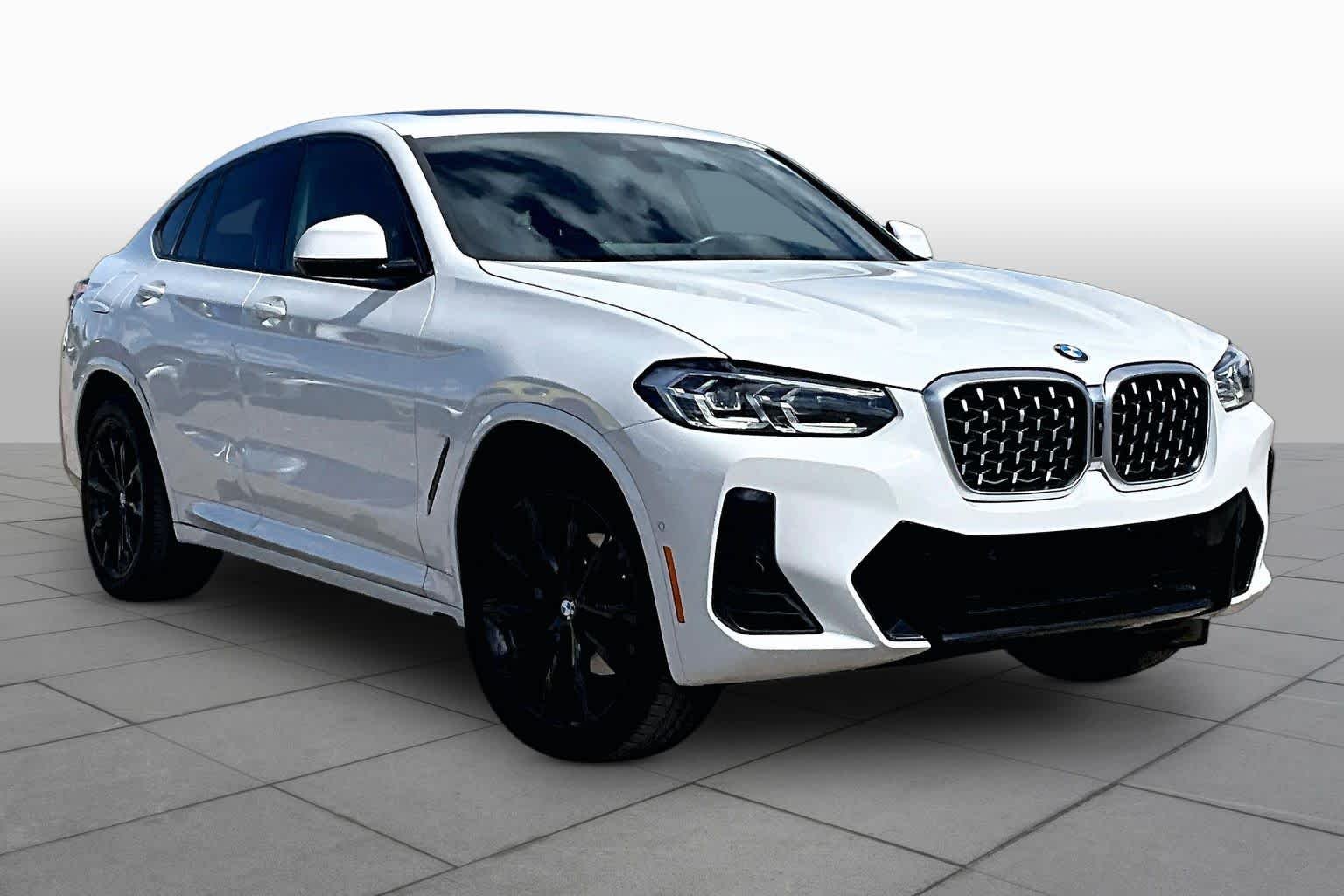 Used 2022 Alpine White BMW xDrive30i image 2