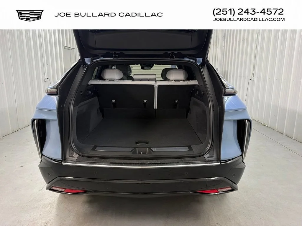 2027 Cadillac LYRIQ Luxury - Photo 22