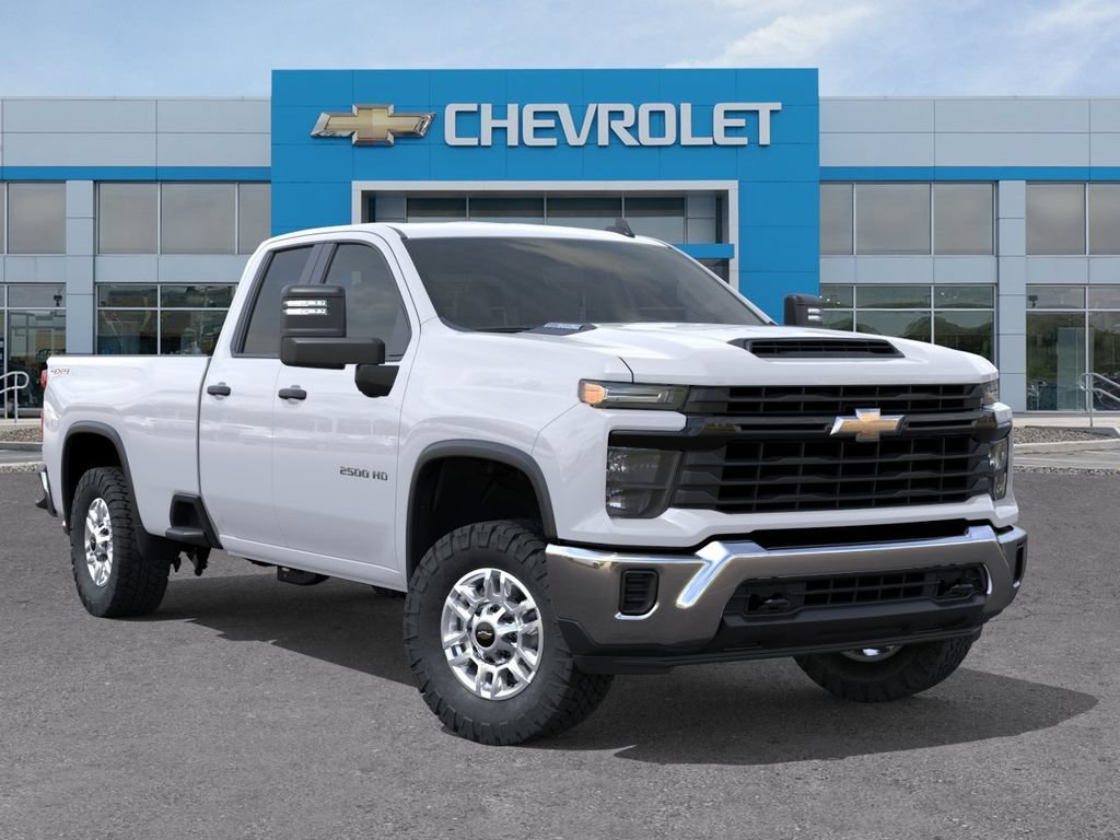New 2026 Summit White Chevrolet WT image 7