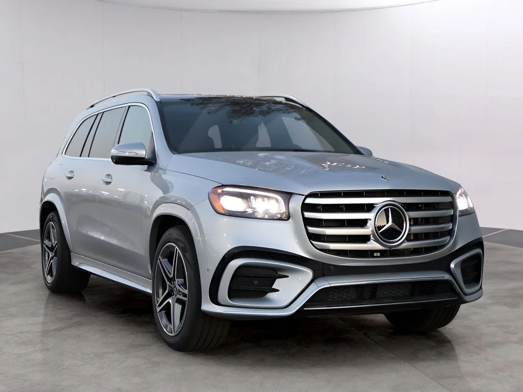 New 2025 Silver Mercedes-Benz GLS 450 image 3
