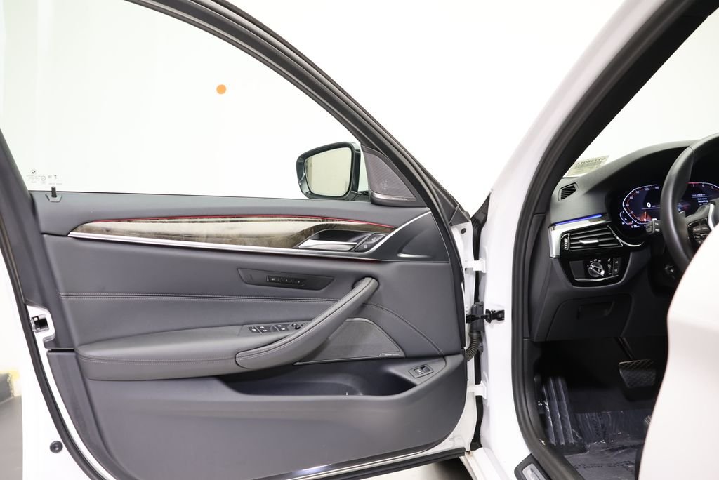 2023 BMW 5 Series 540i - Photo 26