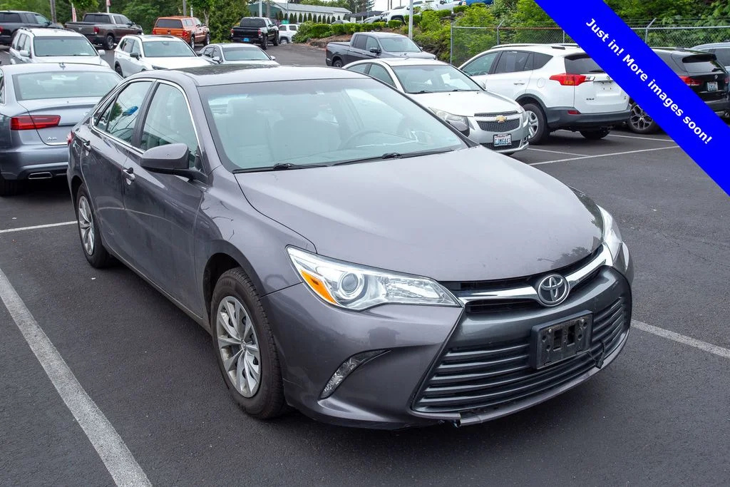 2015 Toyota Camry's photo