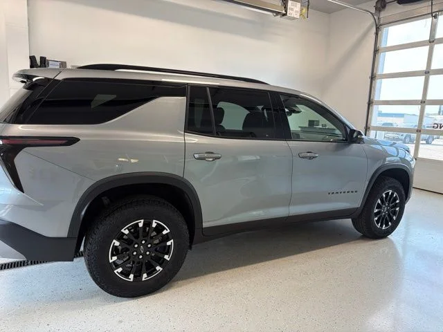 Used 2026 Gray Chevrolet Z71 image 9