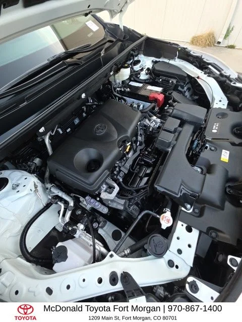 Used 2025 White Toyota XLE image 23