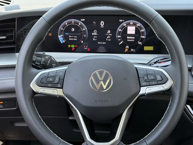 New 2026 Black Volkswagen 2.0T SE image 9