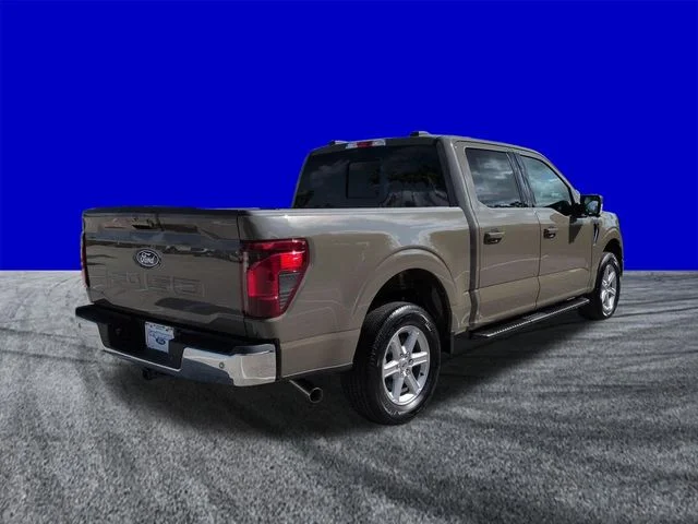 New 2026 Marsh Gray Ford XLT image 4