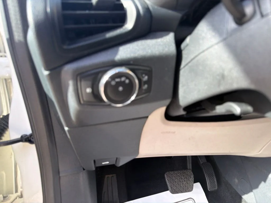Used 2020 White Ford SE image 27