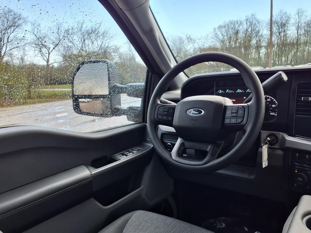New 2026 Carbonized Gray Metallic Ford F-350® XL image 20