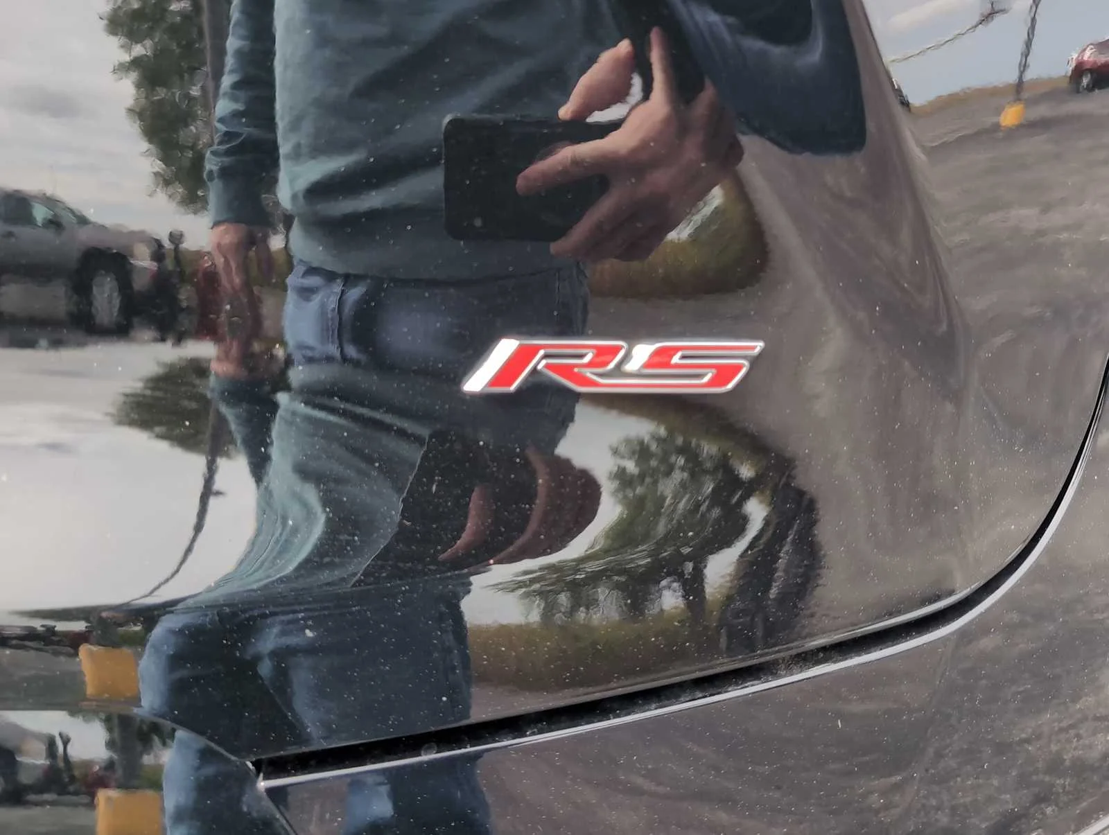 Used 2020 BLACK Chevrolet RS image 33