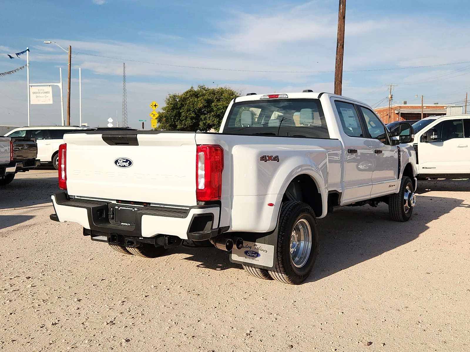 New 2027 Oxford White Ford XL image 7