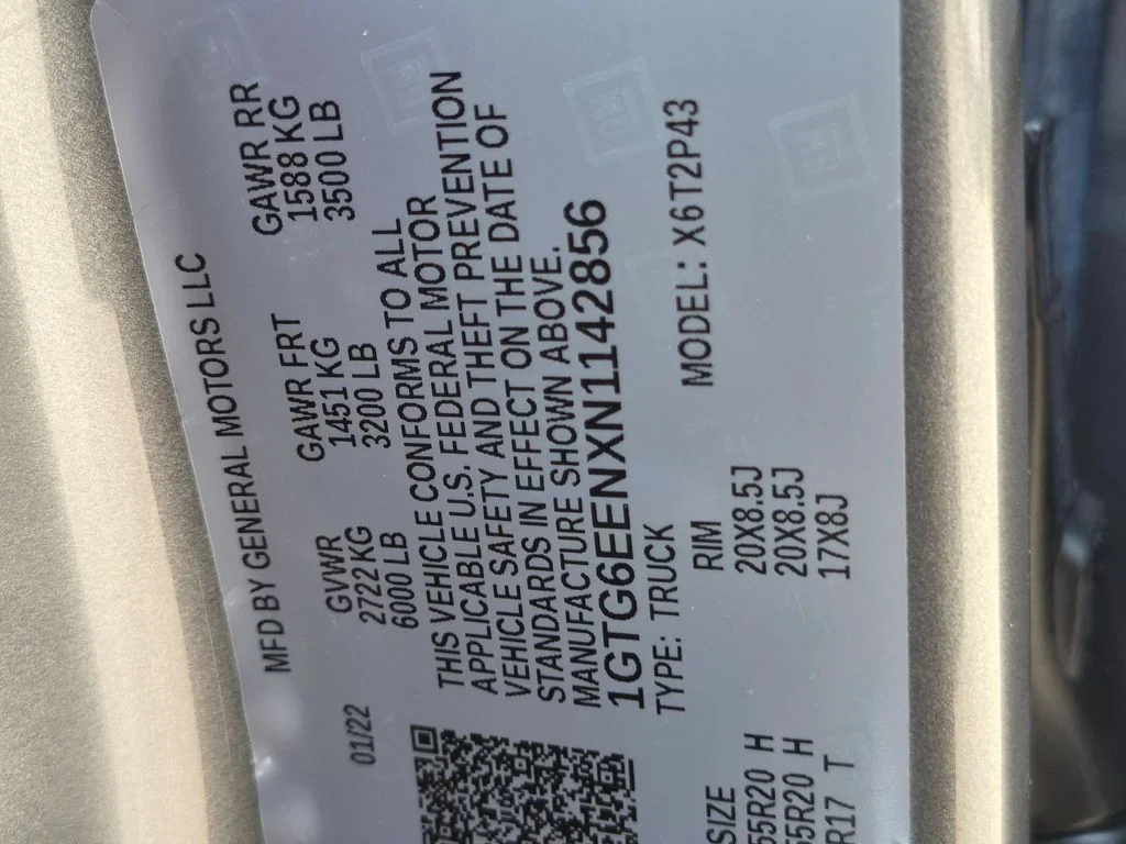 Used 2022 Gray GMC Denali image 31