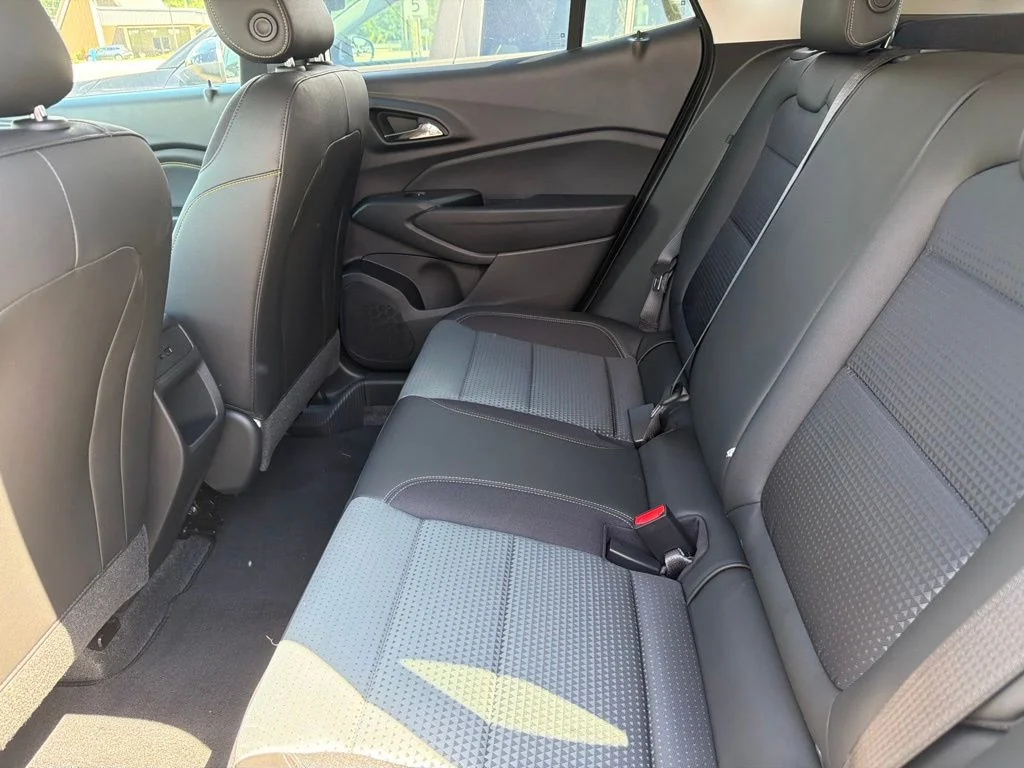 New 2026 Summit White Chevrolet LT image 30