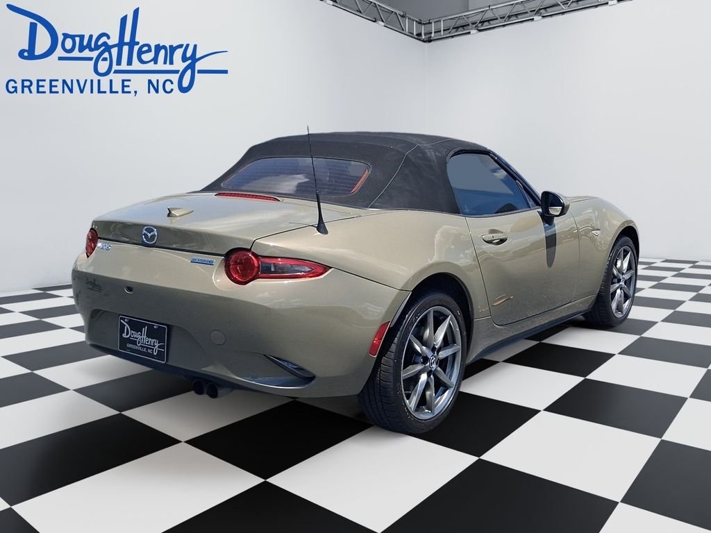 Used 2023 Beige Mazda Grand Touring image 5