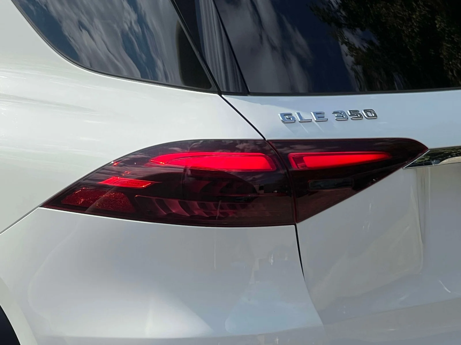Certified Used 2024 Polar White Mercedes-Benz GLE 350 image 10