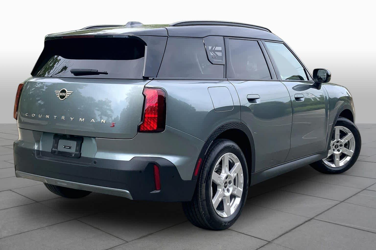 Used 2025 Smokey Green Metallic MINI S image 12