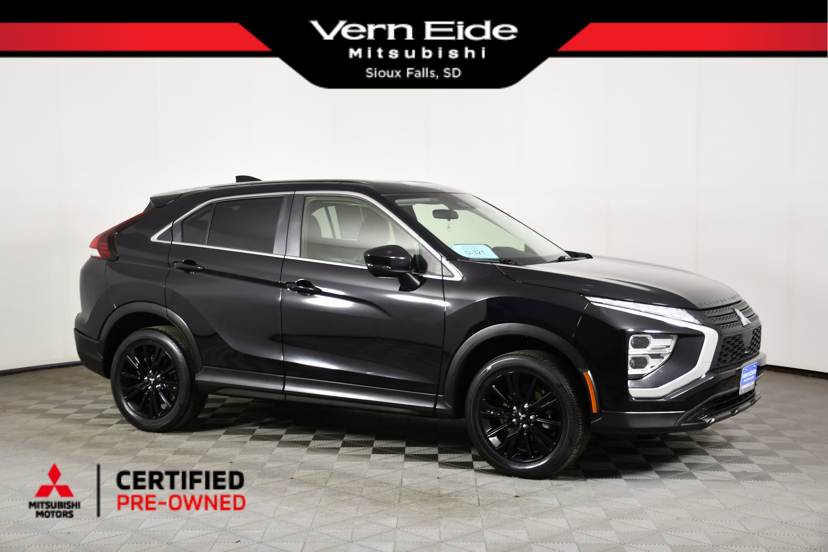 2024 Mitsubishi Eclipse Cross LE S-AWC's photo