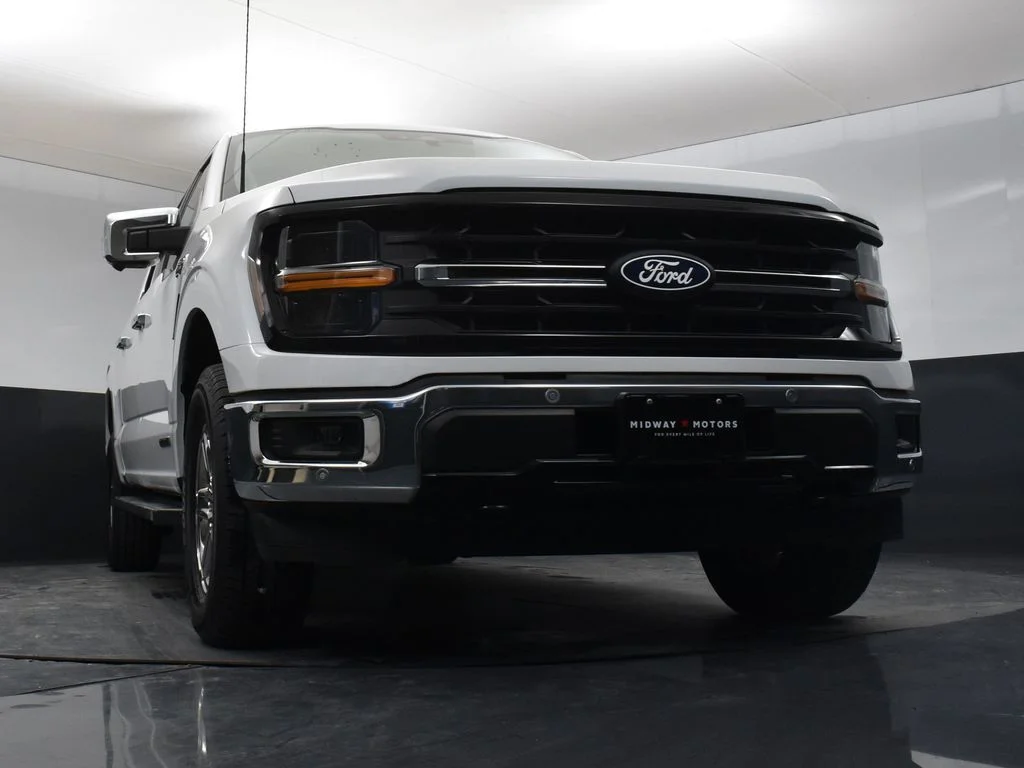 Used 2024 White Ford XLT image 10